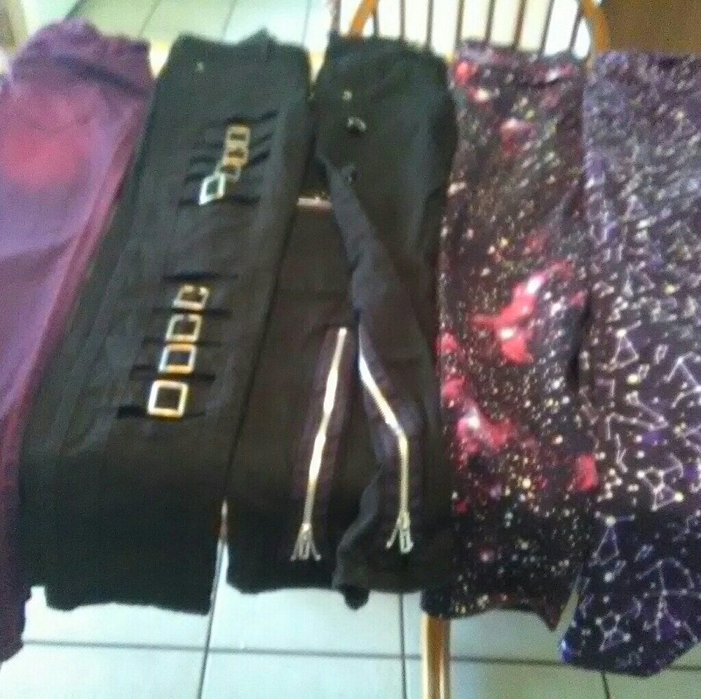 Hot topic black heart brand new jeans